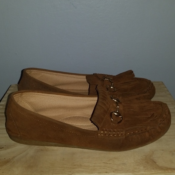 Moccasins - Picture 2 of 4
